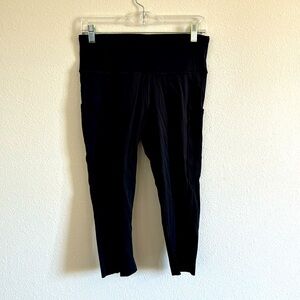 Lululemon fast and free crops. Size 10. Black